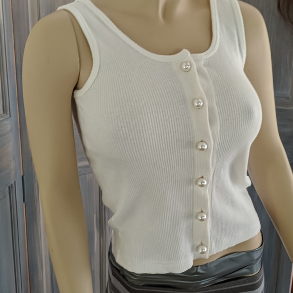 Lelace tank top previously owned by Susan Lucci sm - Picture 3 of 3